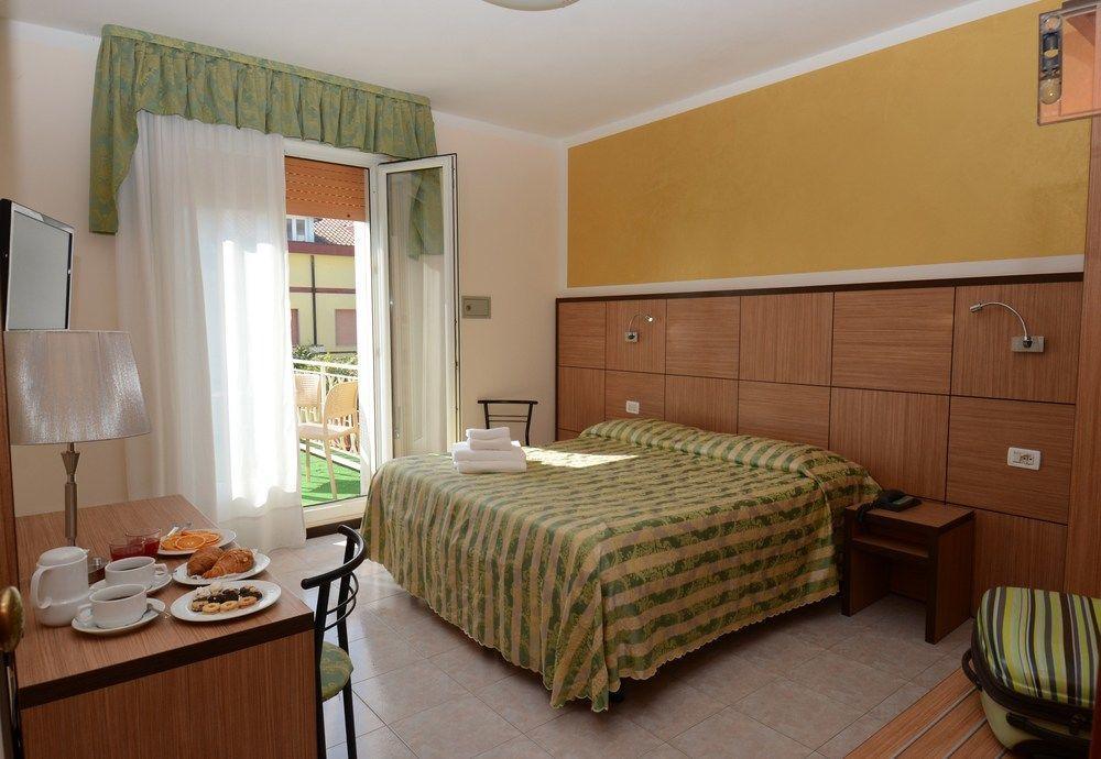 Hotel Righetto Fronte Mare Cavallino-Treporti Luaran gambar