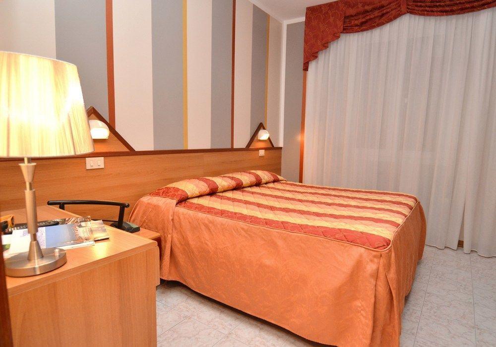 Hotel Righetto Fronte Mare Cavallino-Treporti Luaran gambar