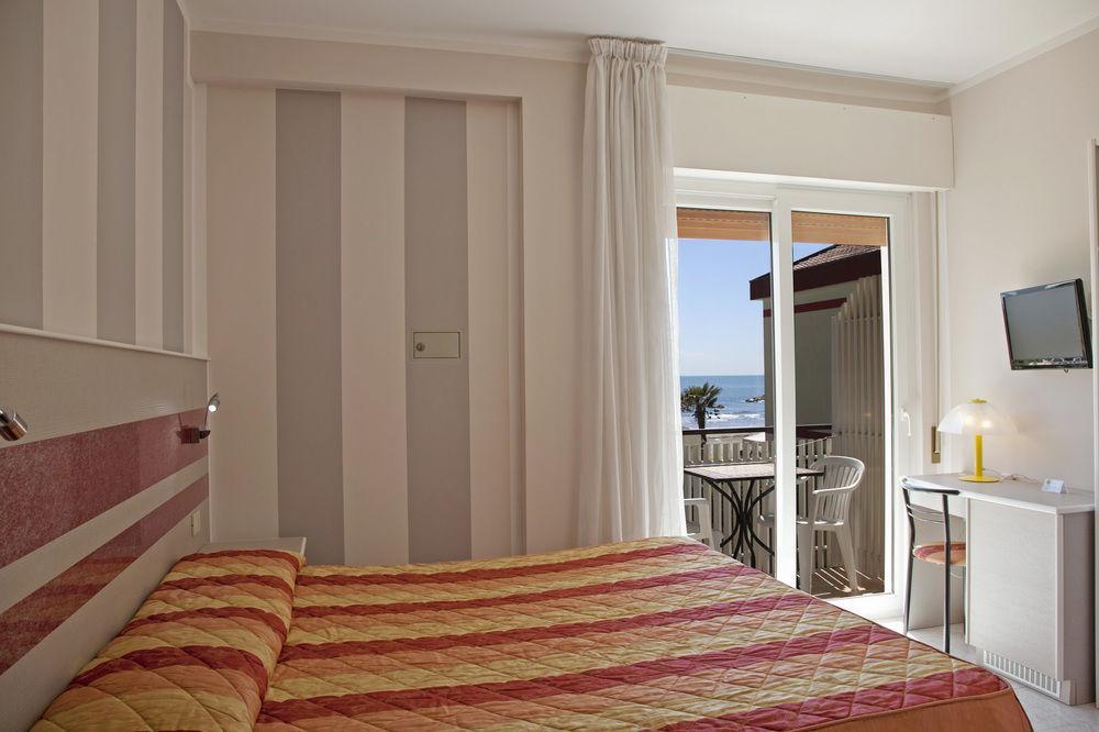 Hotel Righetto Fronte Mare Cavallino-Treporti Luaran gambar