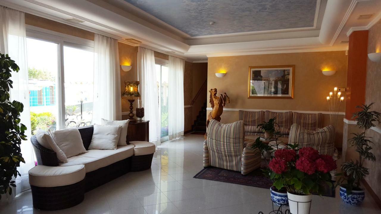 Hotel Righetto Fronte Mare Cavallino-Treporti Luaran gambar
